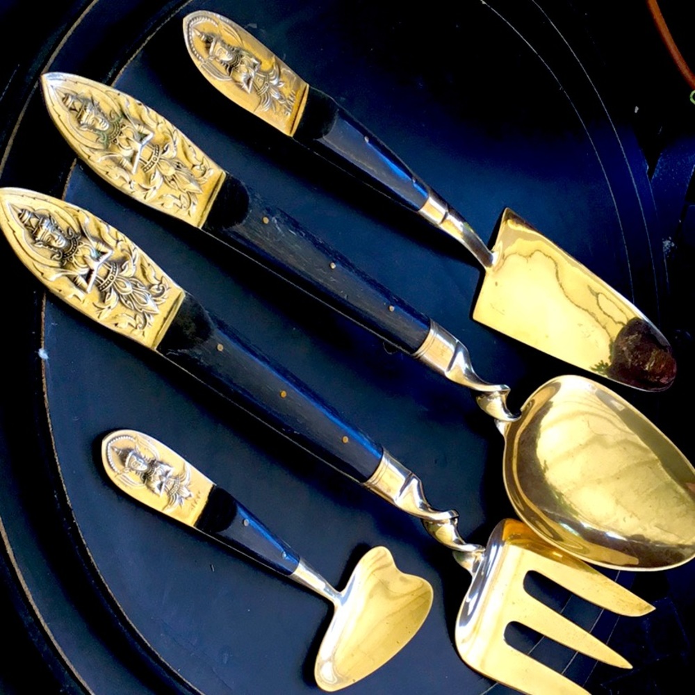 Siam flatware serving set